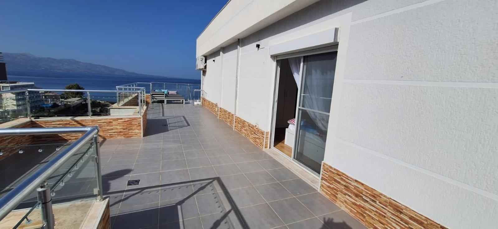 Апартаменты Sadet'S Penthouse Saranda Экстерьер фото