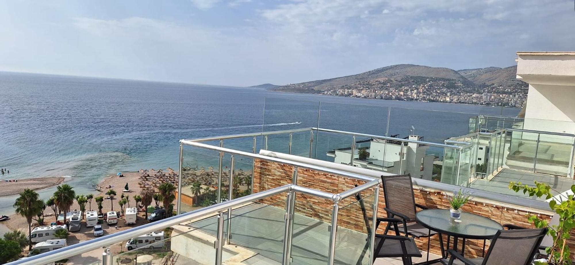 Апартаменты Sadet'S Penthouse Saranda Экстерьер фото