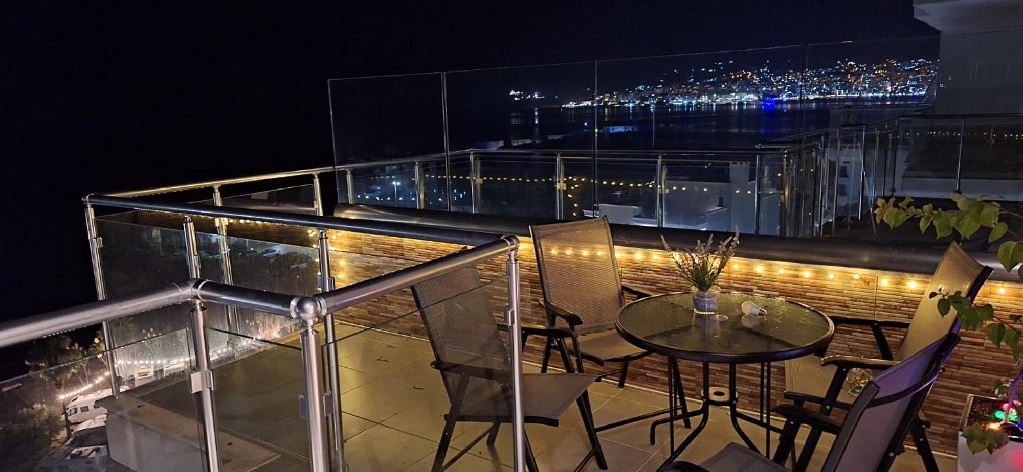 Апартаменты Sadet'S Penthouse Saranda Экстерьер фото