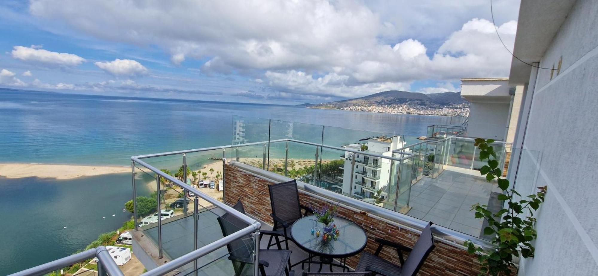 Апартаменты Sadet'S Penthouse Saranda Экстерьер фото
